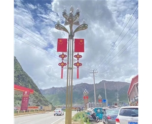 和田抱箍太阳能路灯生产厂家